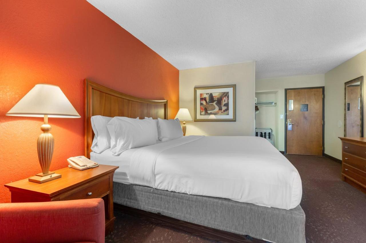 Holiday Inn Express Chicago-Downers Grove By Ihg Luaran gambar