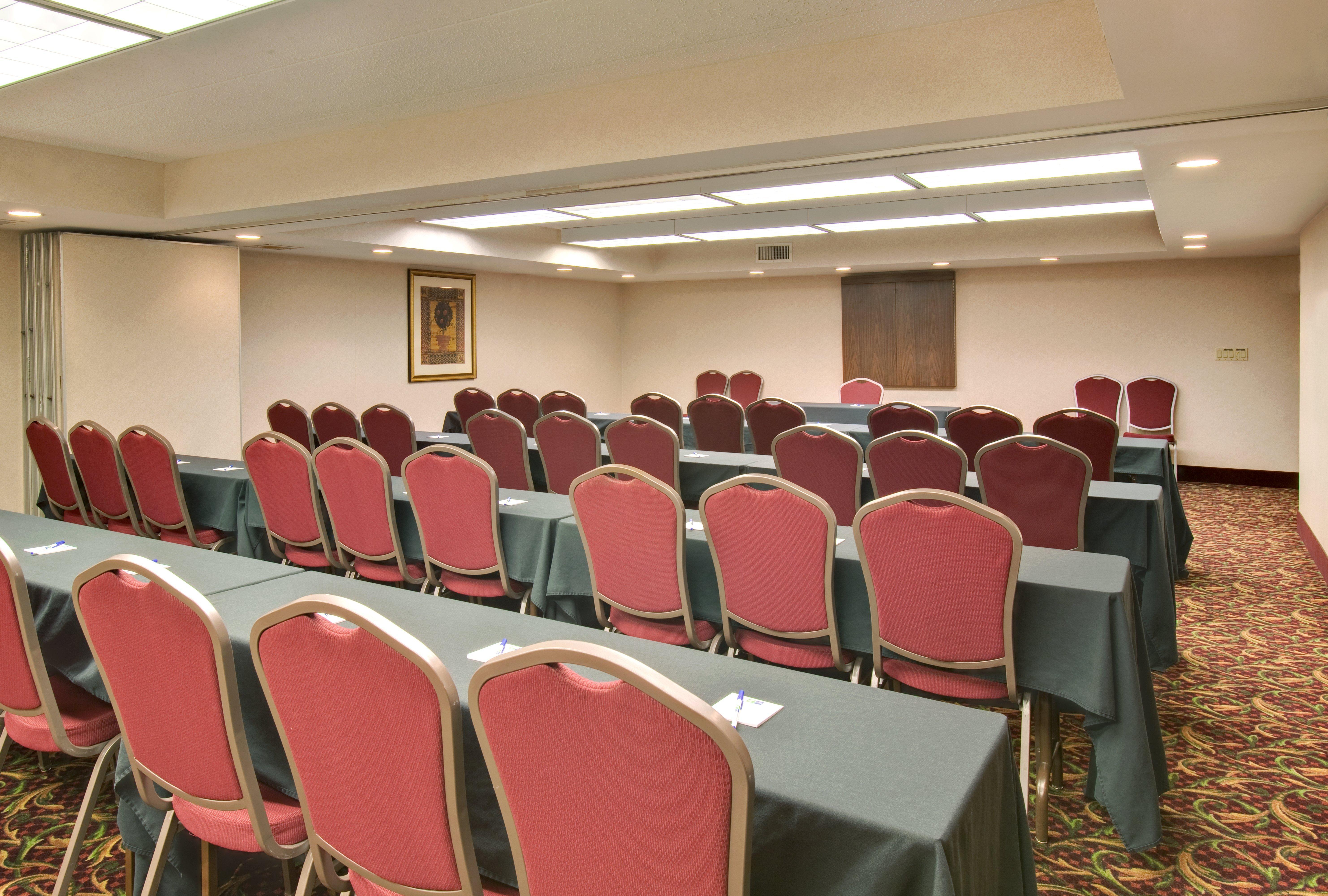 Holiday Inn Express Chicago-Downers Grove By Ihg Kemudahan gambar