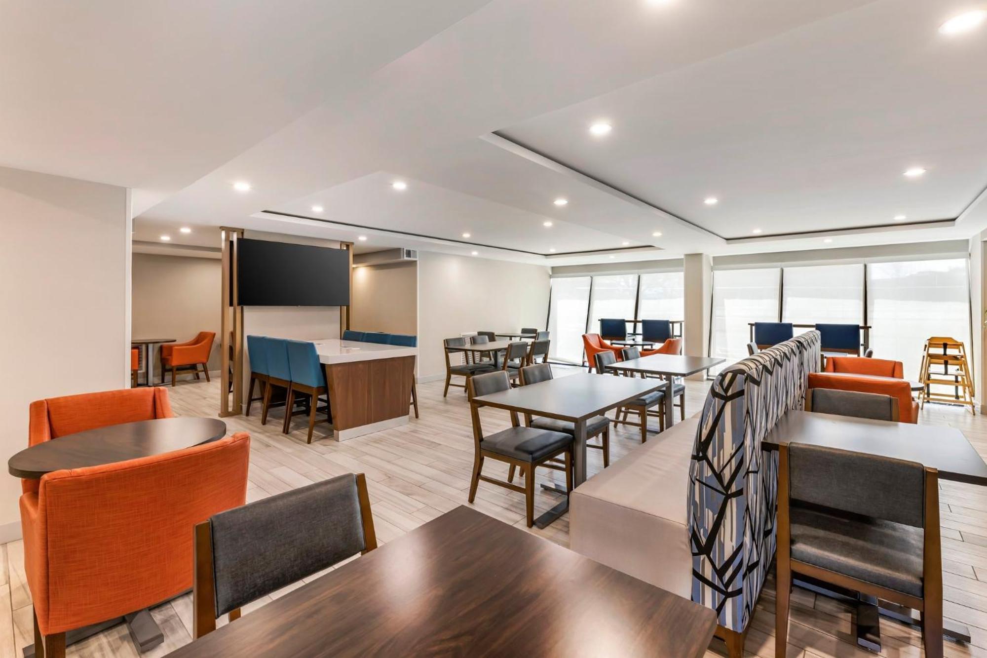 Holiday Inn Express Chicago-Downers Grove By Ihg Luaran gambar